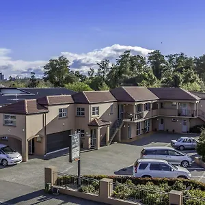 166 Majestic Court 4* Christchurch