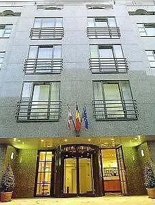 Astoria Hotel Antwerp 3*,